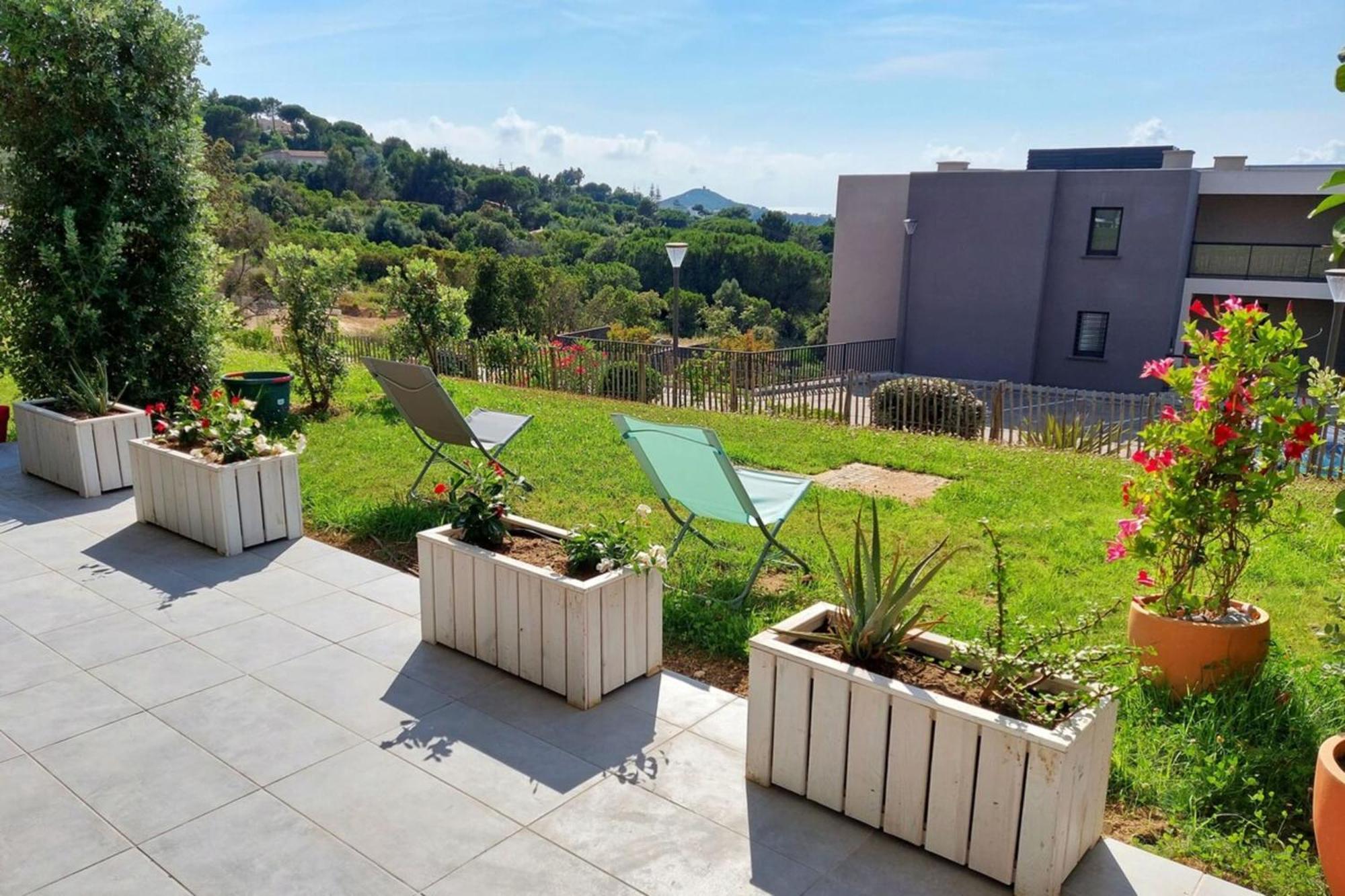 NEW ! - Duplex KIARA - plage à pied - terrasse - WIFI - Clim Pietrosella Exterior foto